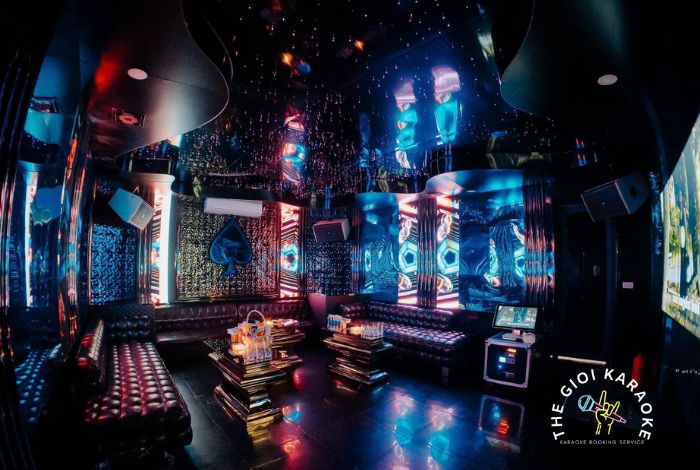 TOP 18+ quán karaoke Hoàn Kiếm nhạc hay, phòng bay